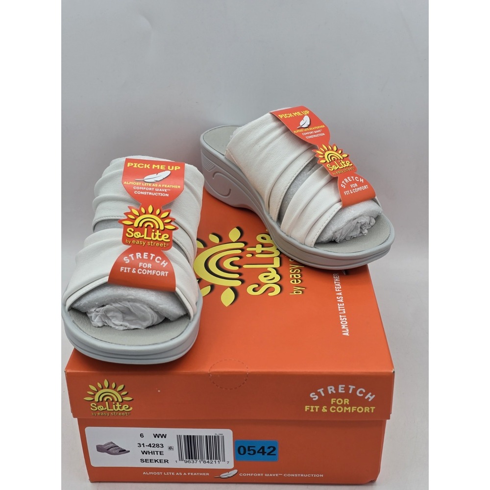 Easy Street So Lite Womens White Seeker Sz 6 WW EXTRA WIDE - New